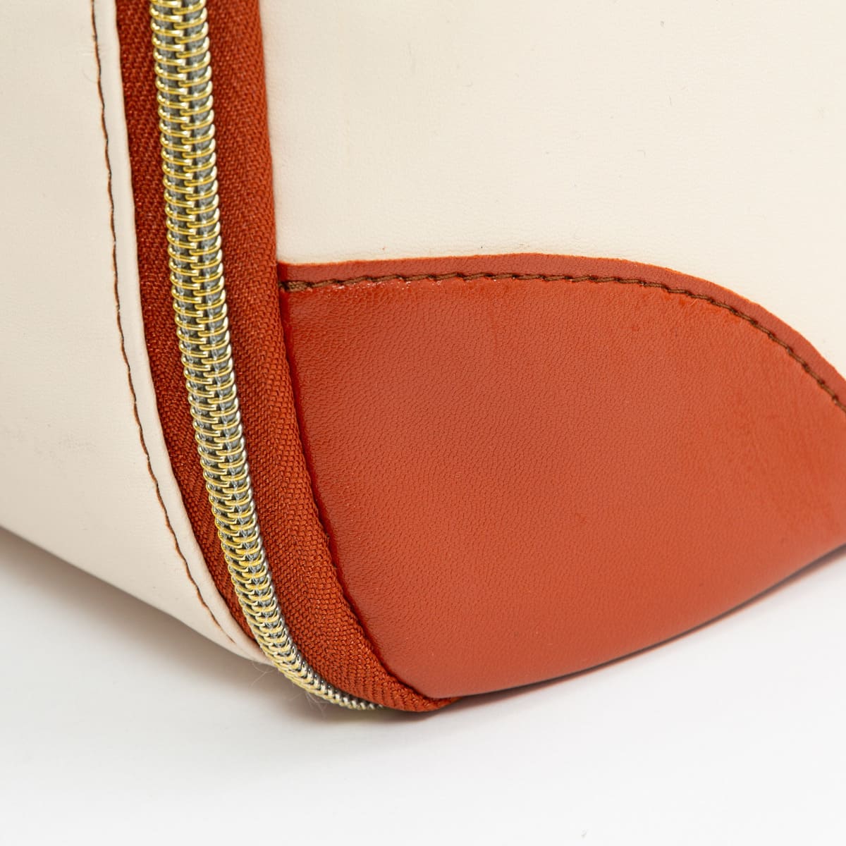 Luxhe Travel Bag 2.0